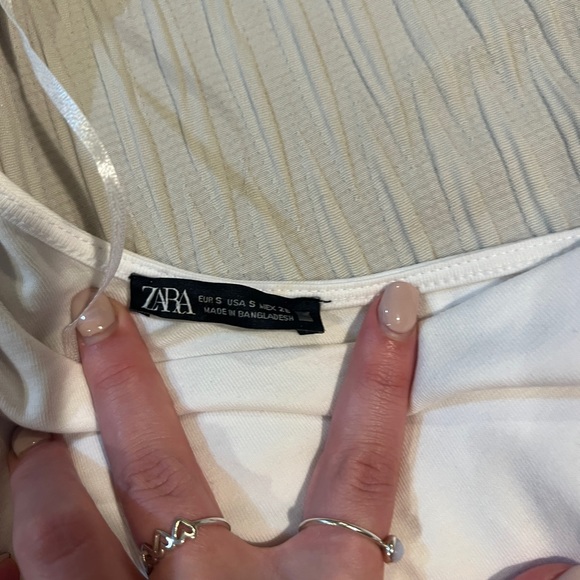 Zara One-Shoulder Ruffle Crop - Picture 3 of 3